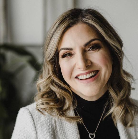 Meet your Posher, Michele - Picture 1 of 1